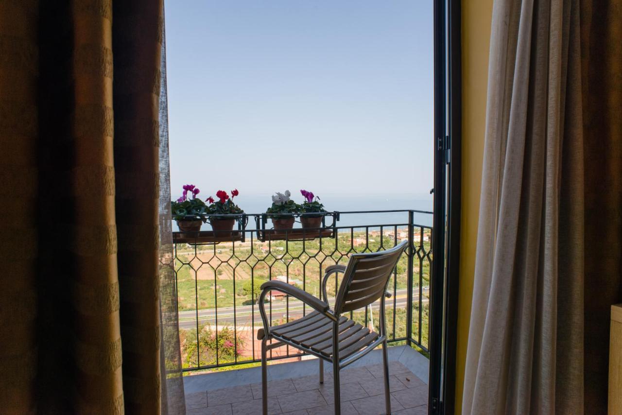 Hotel Villa Mare ألتافيلا ميليتشا المظهر الخارجي الصورة