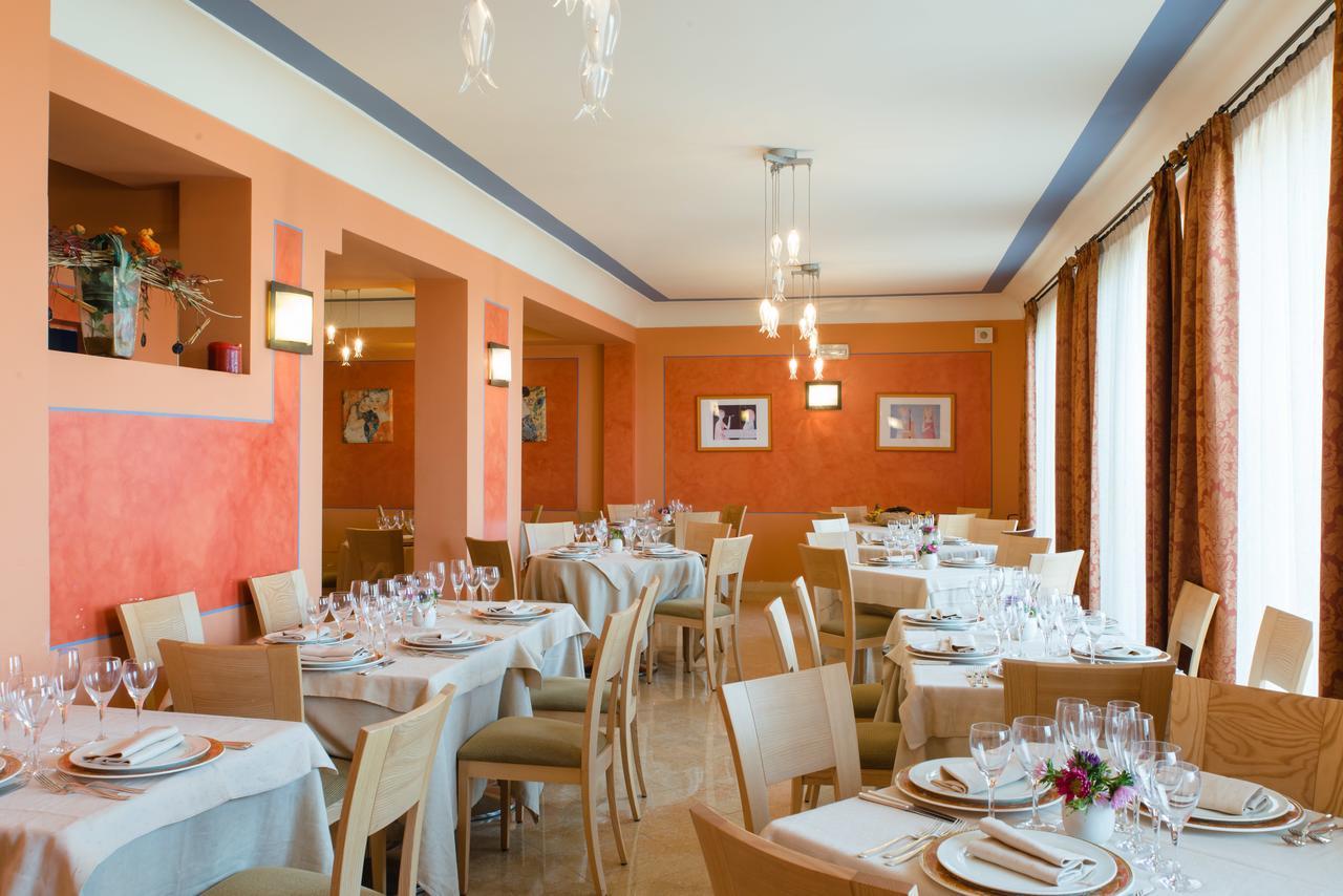 Hotel Villa Mare ألتافيلا ميليتشا المظهر الخارجي الصورة