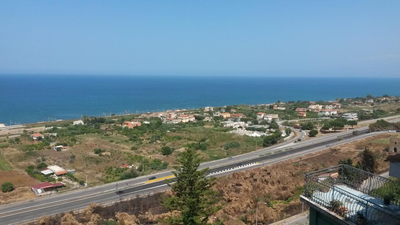 Hotel Villa Mare ألتافيلا ميليتشا المظهر الخارجي الصورة