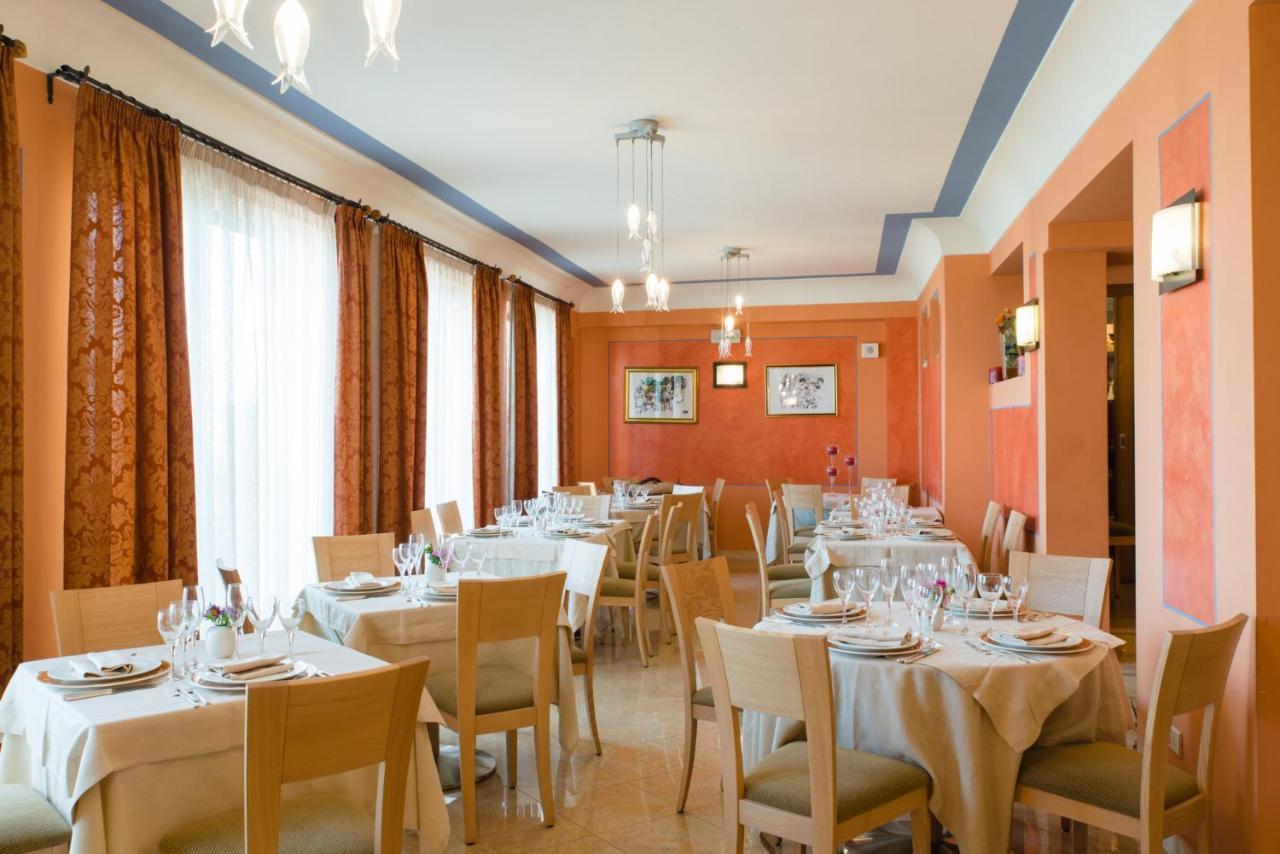 Hotel Villa Mare ألتافيلا ميليتشا المظهر الخارجي الصورة